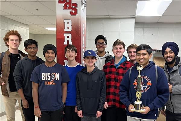 Top-ranked Buffalo Grove Scholastic Bowl seeks another state title